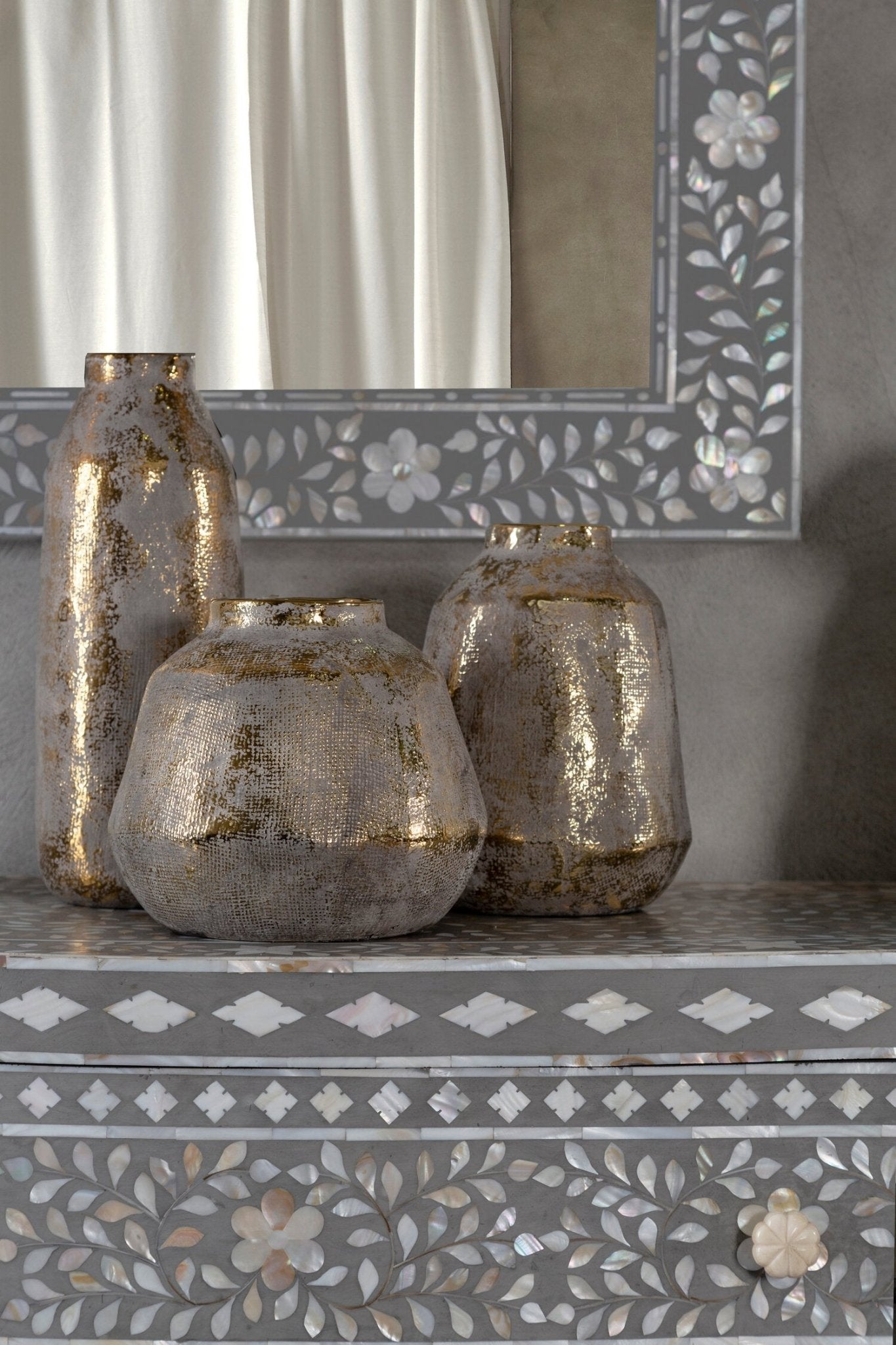 Orvena Small Grey And Gold Ceramic Vase | Luxury Home Accessories | Heulog Glow