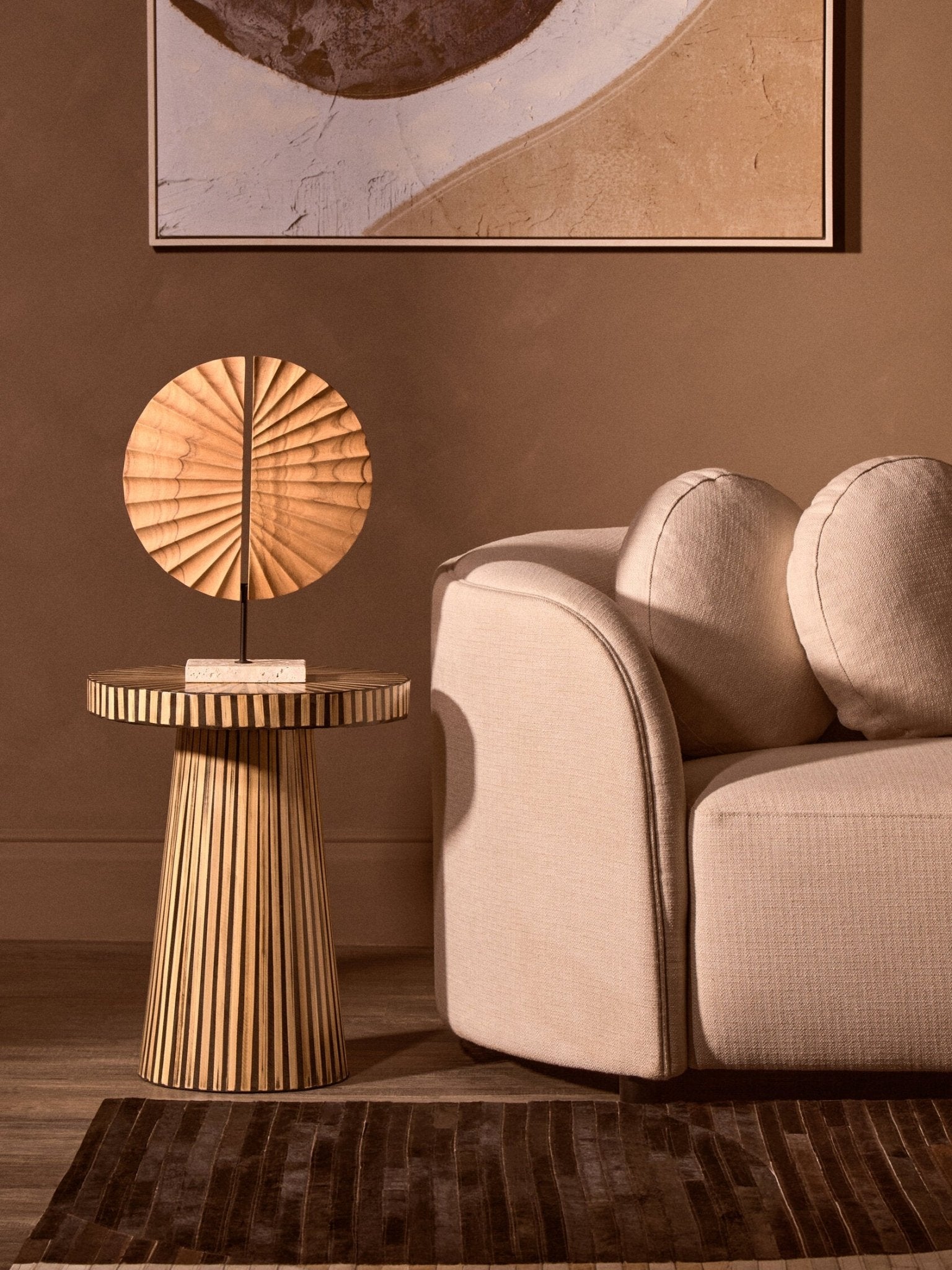 Ovada Cream Linen 3 Seater Curved Sofa | Luxury Home Accessories | Heulog Glow