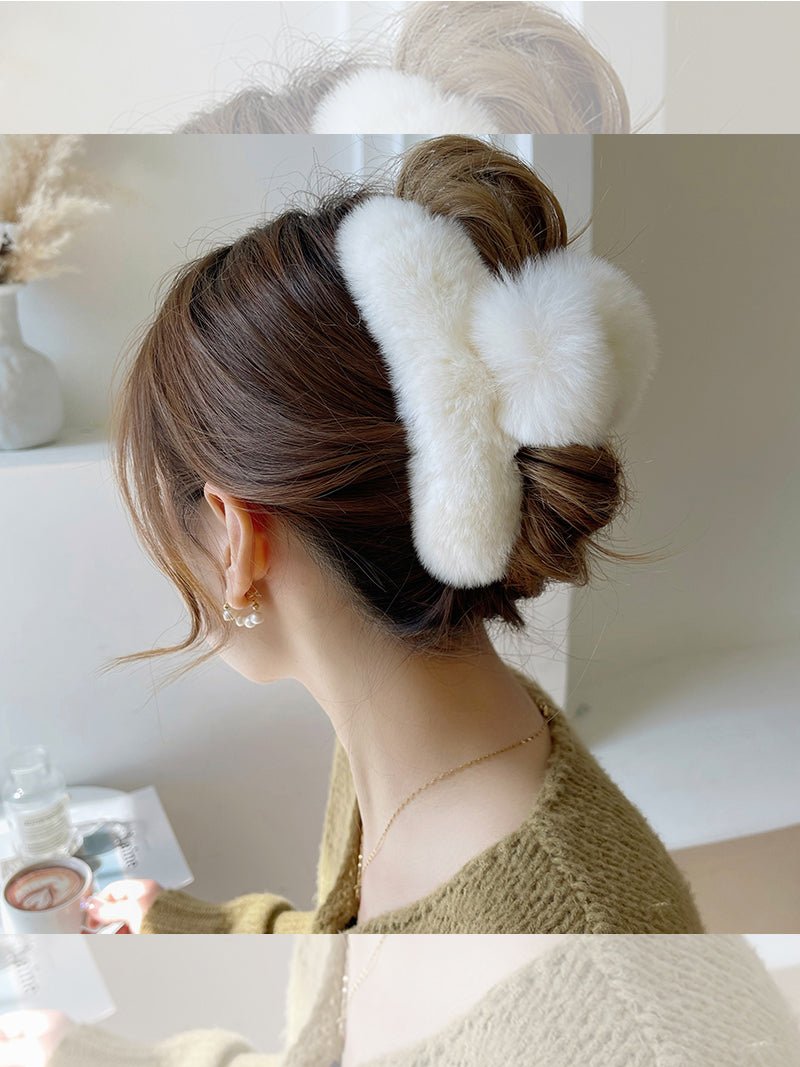 Oversized Rabbit Plush Grab Clip Senior Sense Light Luxury Hair Clip Female | Luxury Home Accessories | Heulog Glow