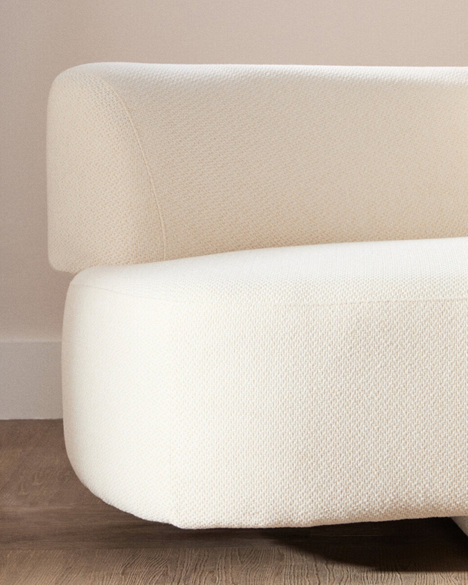 Ozzano Cream Linen 3 Seater Sofa | Luxury Home Accessories | Heulog Glow
