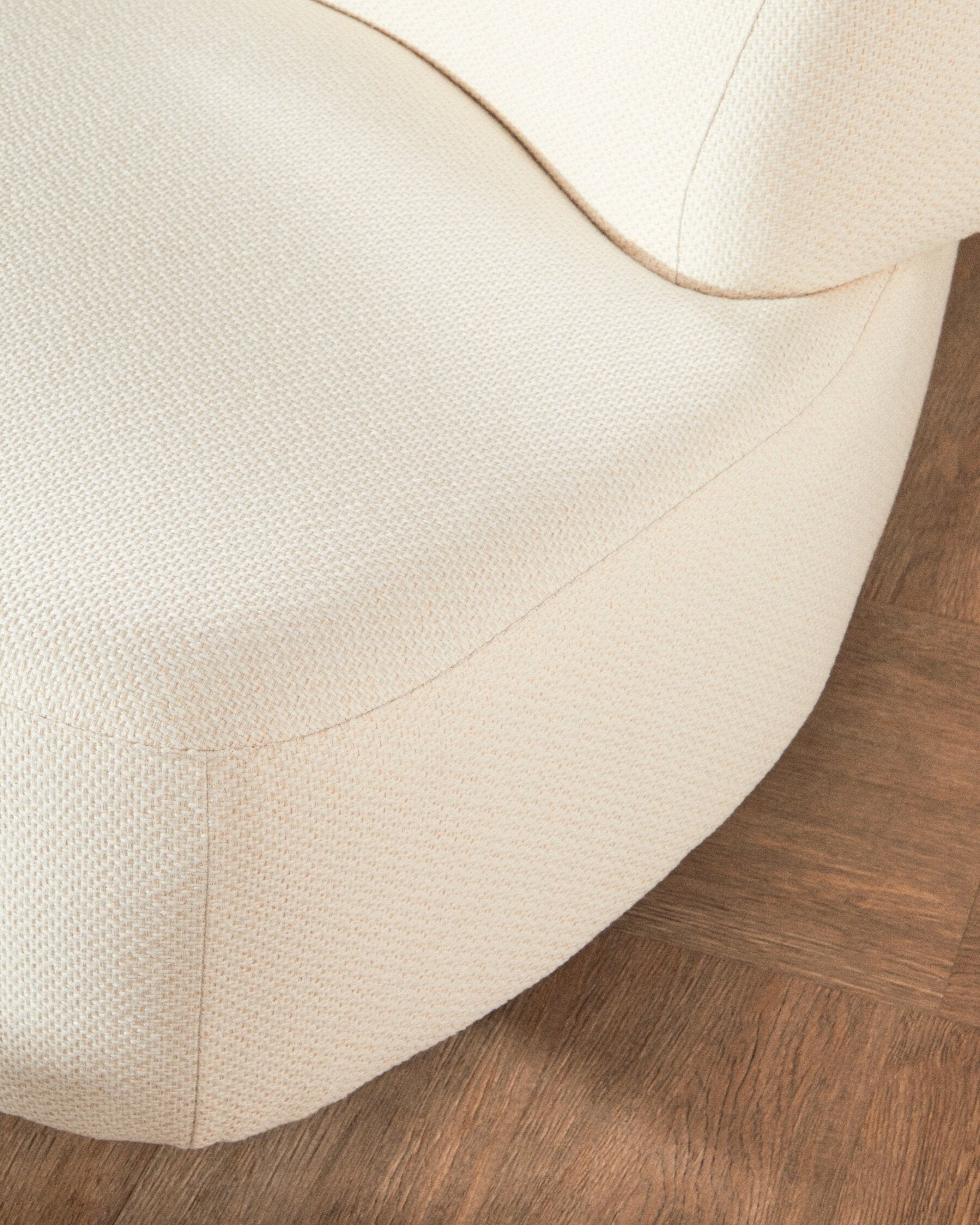 Ozzano Cream Linen 3 Seater Sofa | Luxury Home Accessories | Heulog Glow