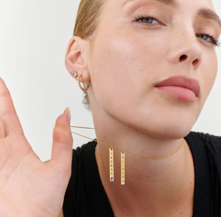 Personalized Vertical Necklace, Mother's Day Gift | Luxury Home Accessories | Heulog Glow