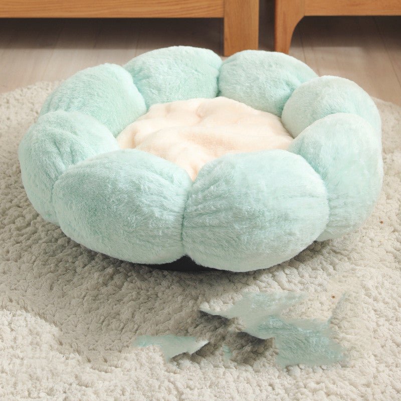 Pet Bed Mat New Pet Soft Dog Cat Blanket Flower Shaped Doghouse | Luxury Home Accessories | Heulog Glow