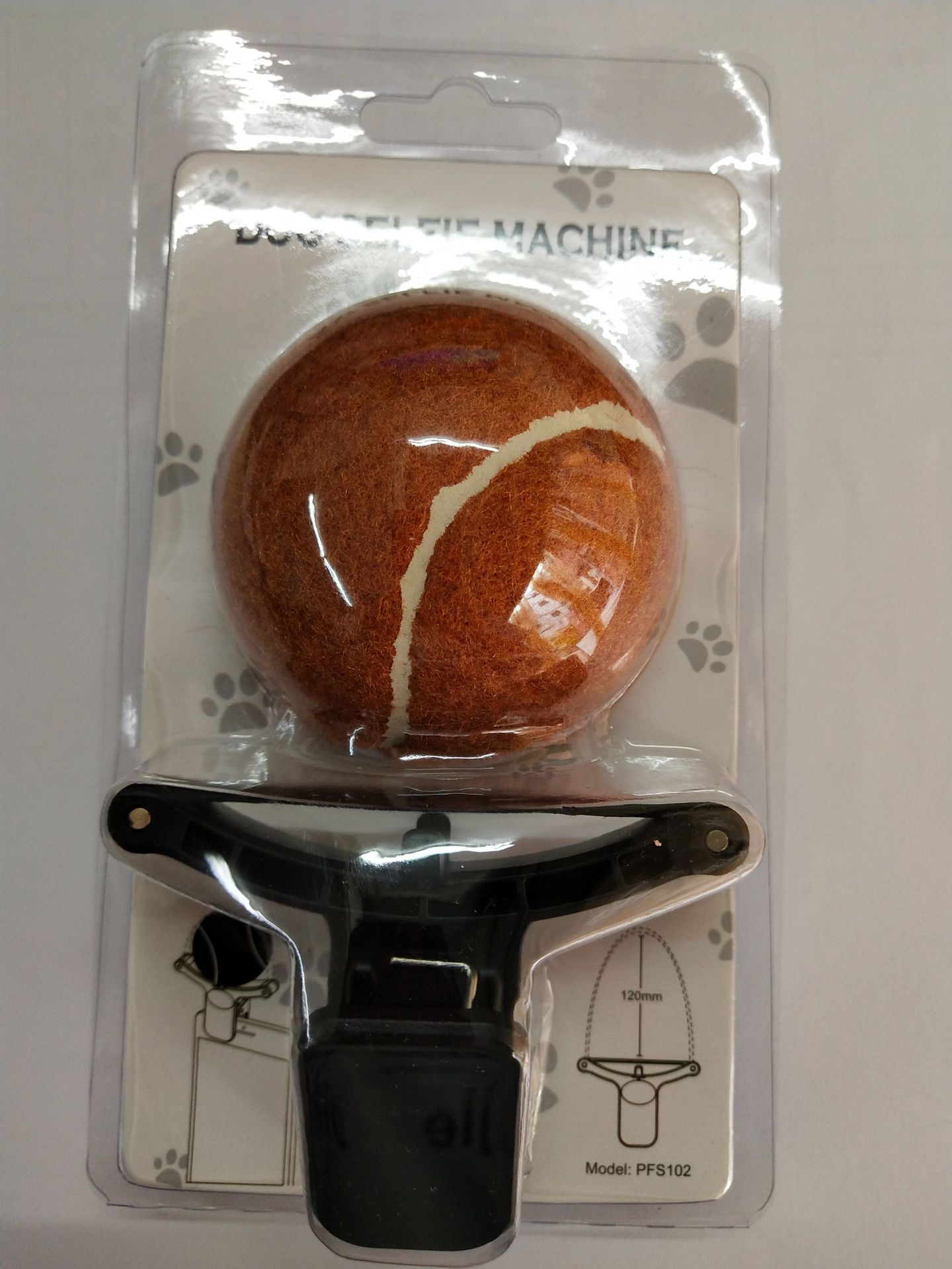 Pet photo props toy pet photo selfie artifact funny dog camera phone clip tennis selfie clip | Luxury Home Accessories | Heulog Glow