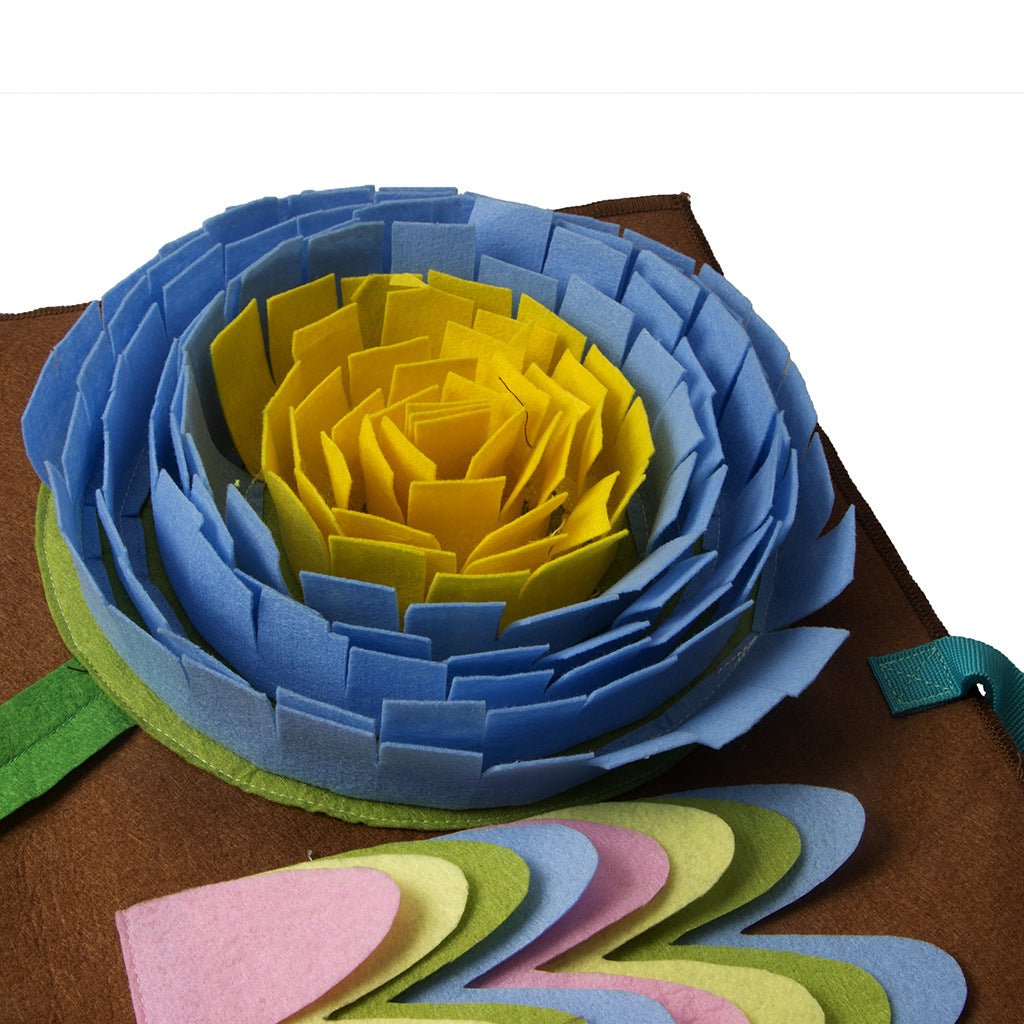 Pet sniffing pad stress relief game blanket | Luxury Home Accessories | Heulog Glow