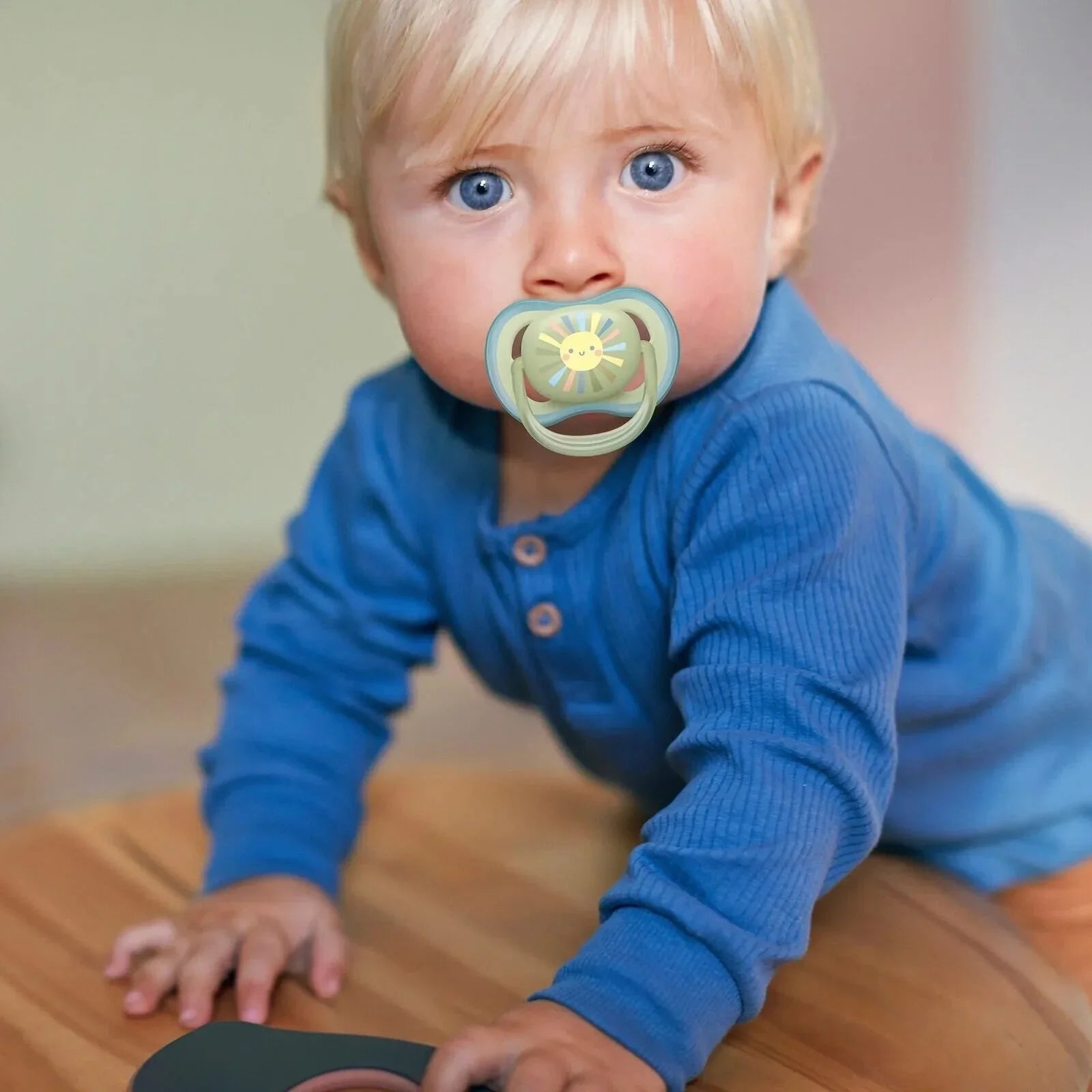 Philips Avent Ultra Air Soother 0-6 months Pack of 2 | Luxury Home Accessories | Heulog Glow