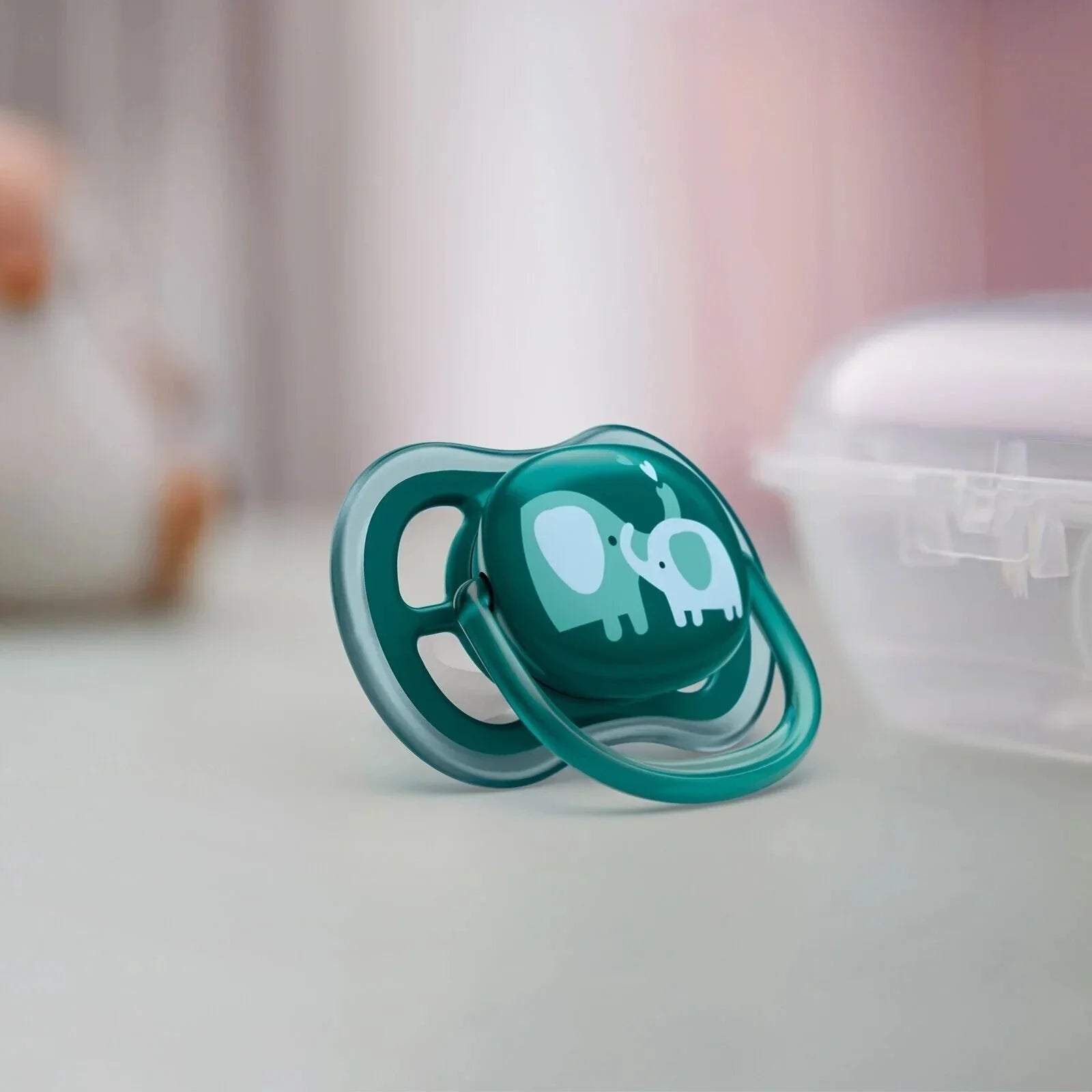 Philips Avent Ultra Air Soother 18+ months Pack of 2 | Luxury Home Accessories | Heulog Glow