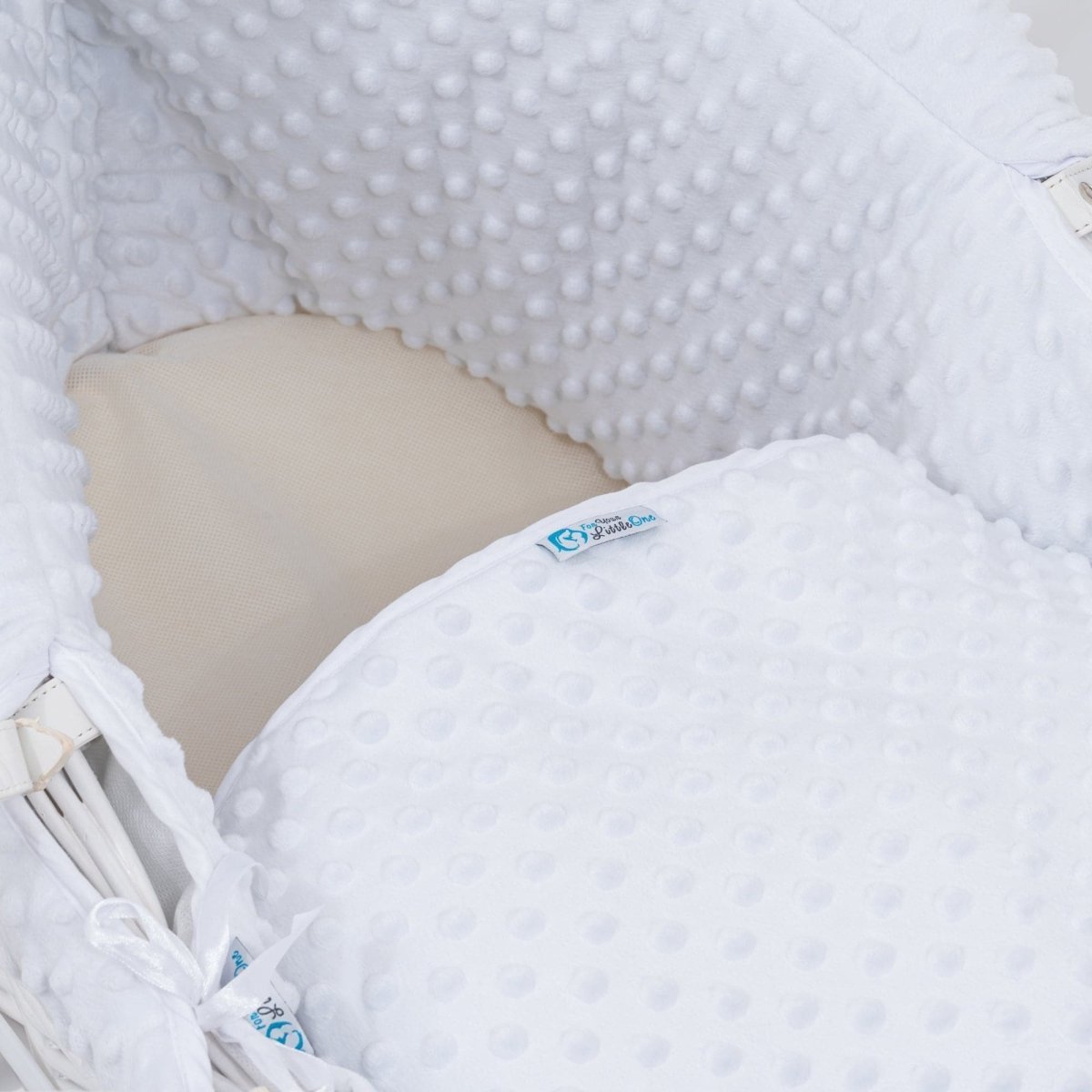 Pod White Dimple Moses Basket Bedding Set (Basket Not Included!) | Luxury Home Accessories | Heulog Glow