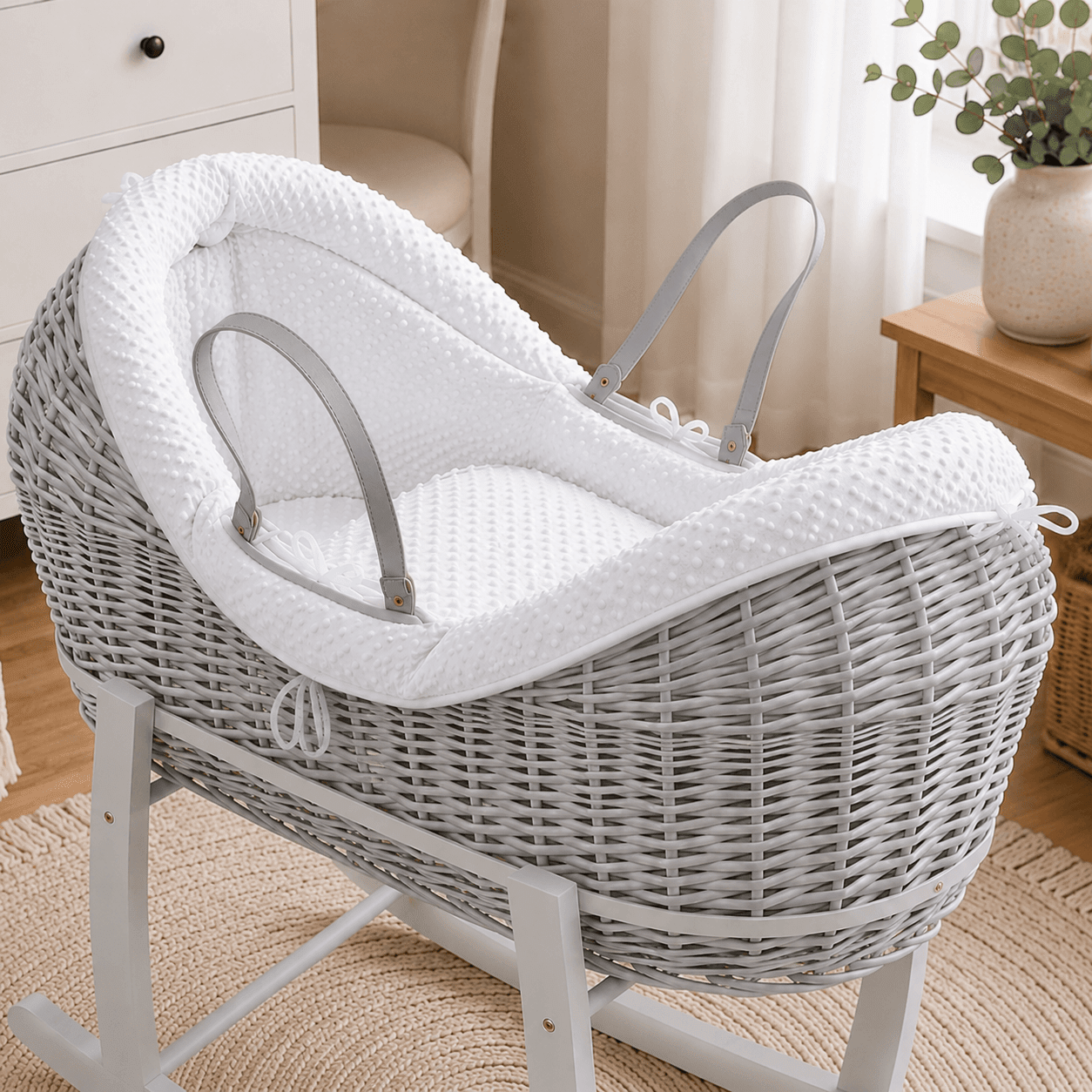 Pod White Dimple Moses Basket Bedding Set (Basket Not Included!) | Luxury Home Accessories | Heulog Glow