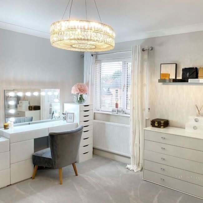 PRE ORDER FOR END JULY Nicole Hollywood Mirror Wall Mounted 100x60cm | Luxury Home Accessories | Heulog Glow