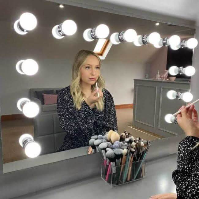 PRE ORDER FOR END JULY Nicole Hollywood Mirror Wall Mounted 100x60cm | Luxury Home Accessories | Heulog Glow