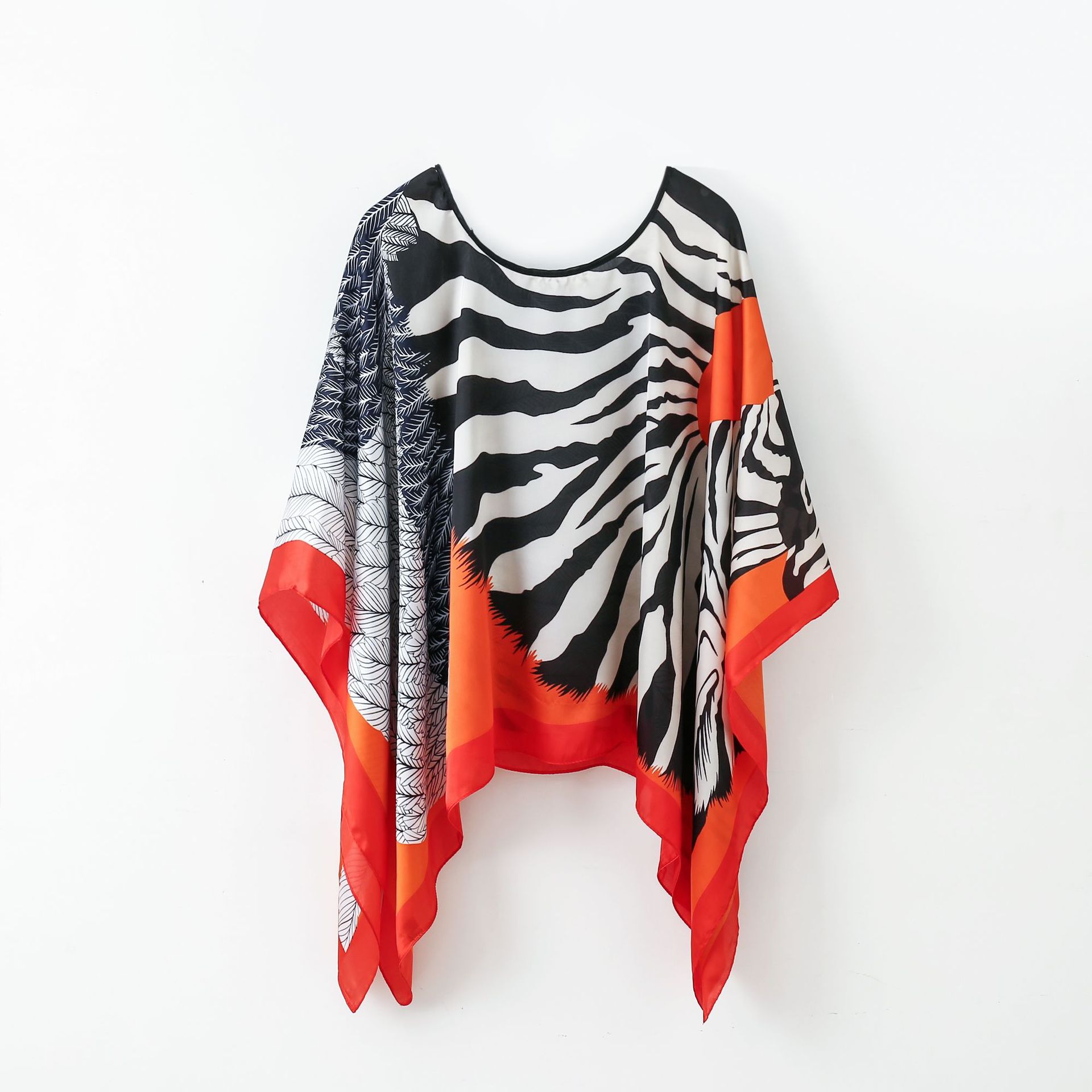 Pullover Shawl Outerwear Cover-up Multifunctional Scarf | Luxury Home Accessories | Heulog Glow