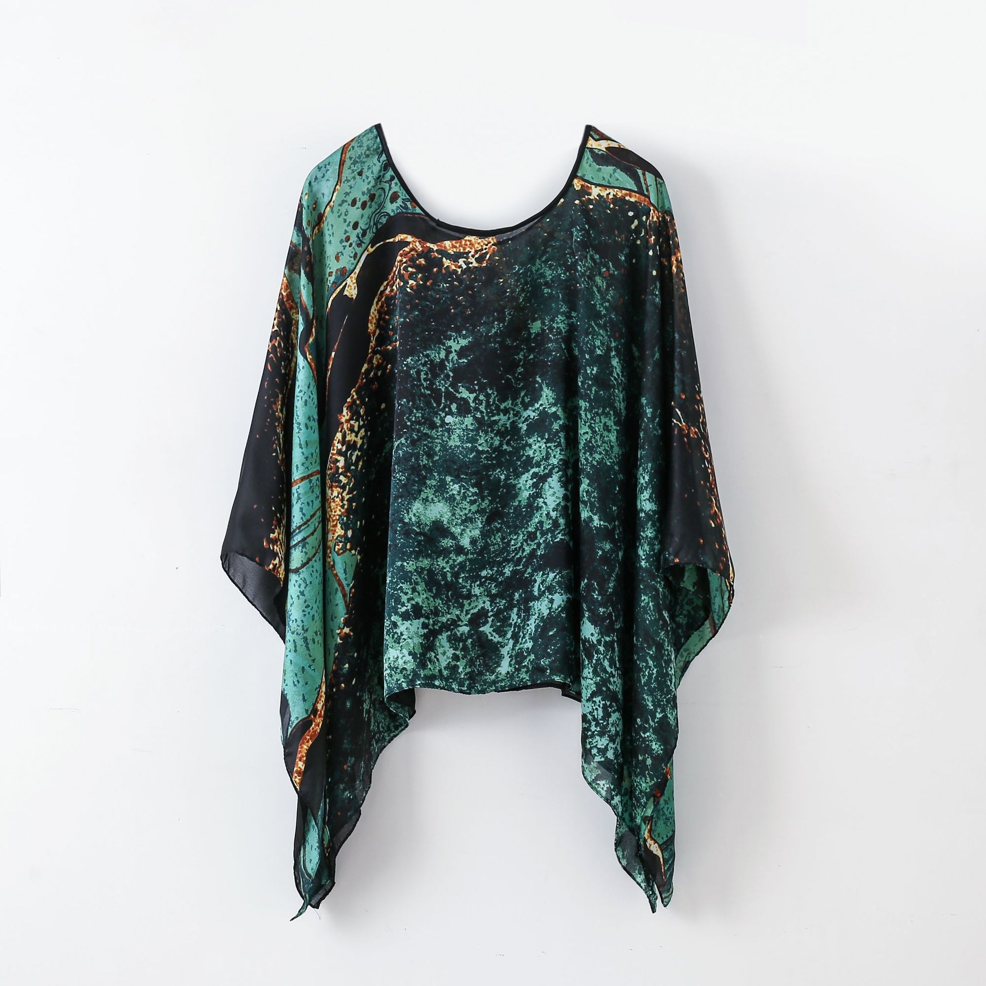 Pullover Shawl Outerwear Cover-up Multifunctional Scarf | Luxury Home Accessories | Heulog Glow