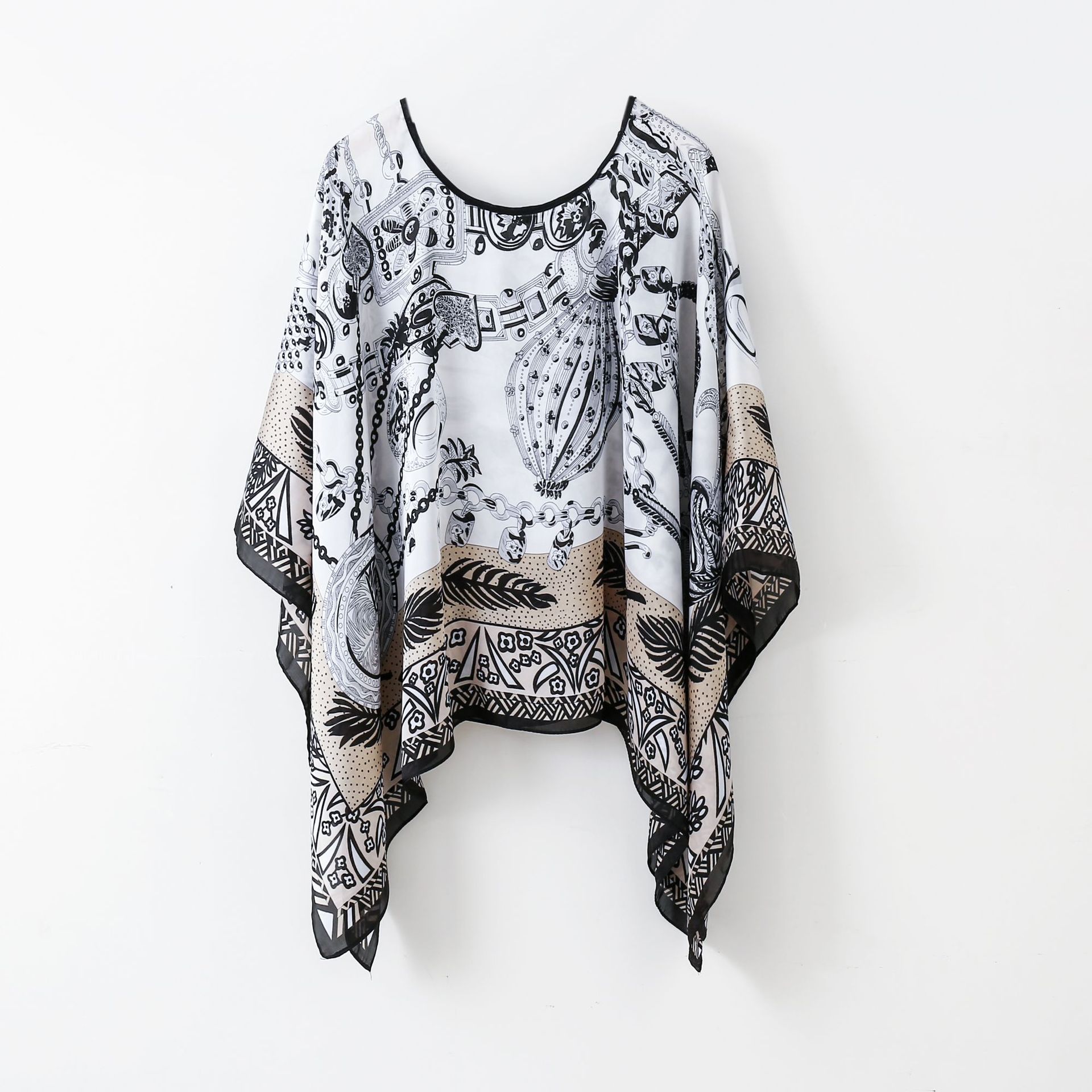 Pullover Shawl Outerwear Cover-up Multifunctional Scarf | Luxury Home Accessories | Heulog Glow