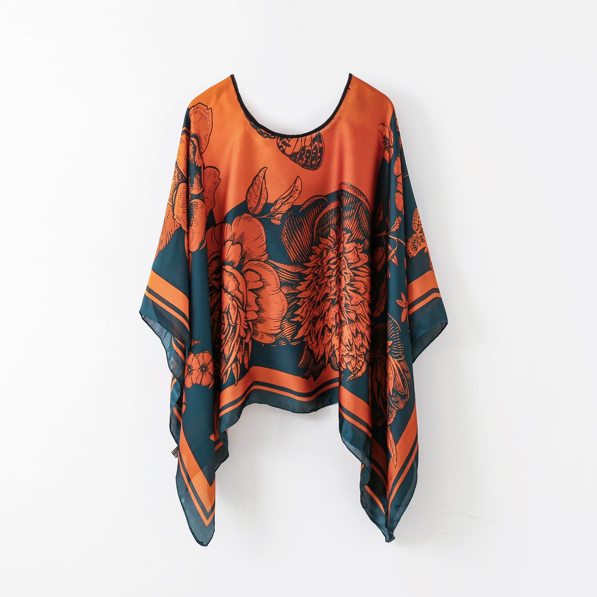 Pullover Shawl Outerwear Cover-up Multifunctional Scarf | Luxury Home Accessories | Heulog Glow