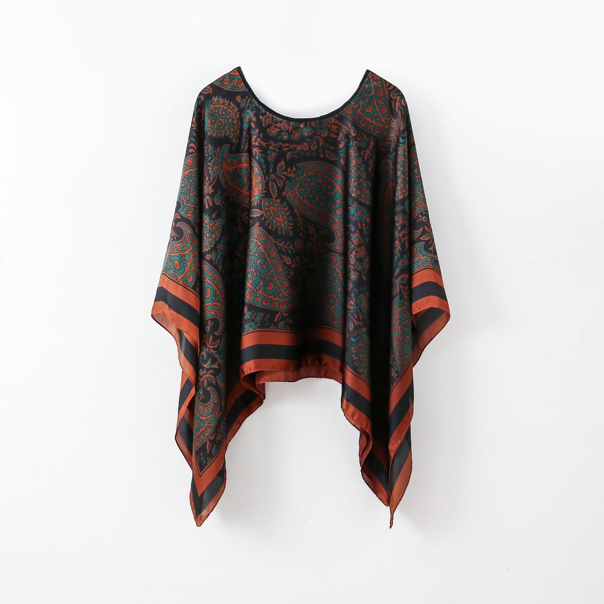 Pullover Shawl Outerwear Cover-up Multifunctional Scarf | Luxury Home Accessories | Heulog Glow