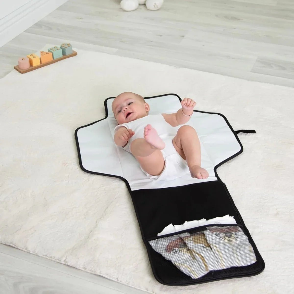 Red Kite On The Go Travel Changing Mat | Luxury Home Accessories | Heulog Glow