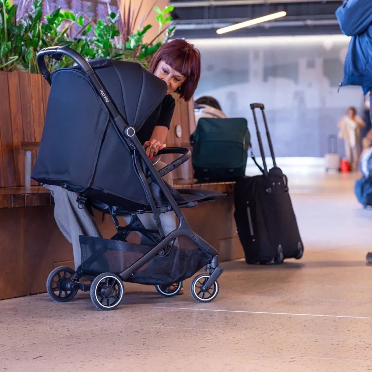 Red Kite Push Me Explor Stroller - Black | Luxury Home Accessories | Heulog Glow