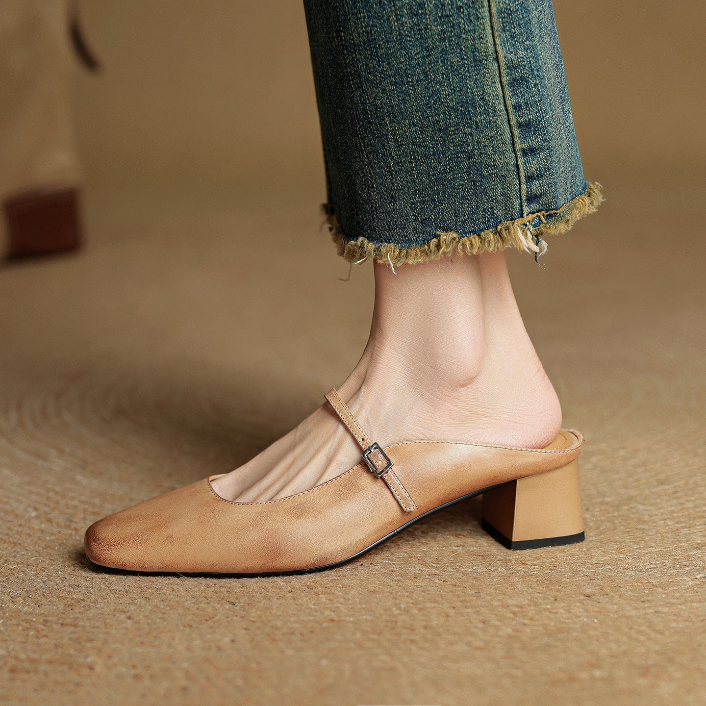 Retro Chunky Heel Peep-toe Slingback French Single-strap Slip-on Mid-heel Sandals | Luxury Home Accessories | Heulog Glow