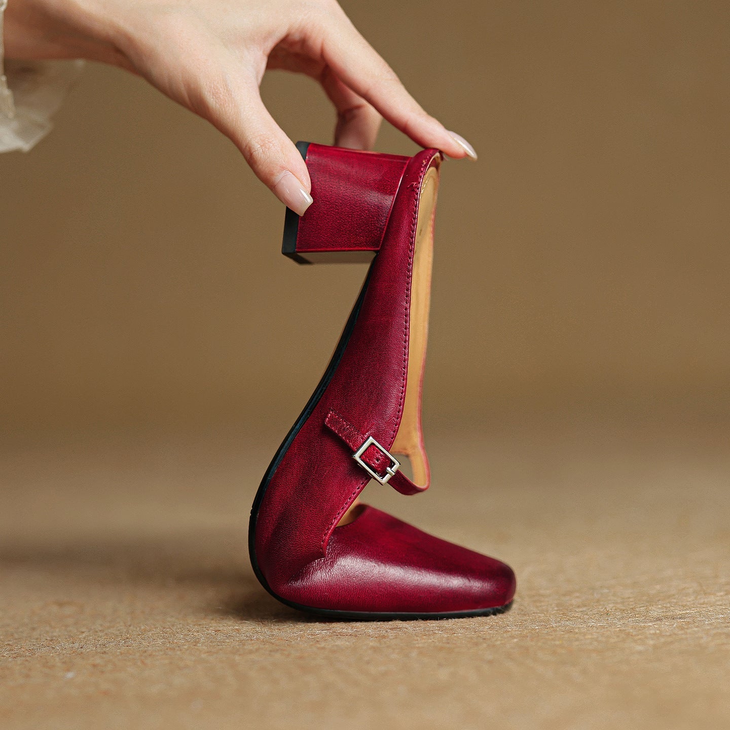 Retro Chunky Heel Peep-toe Slingback French Single-strap Slip-on Mid-heel Sandals | Luxury Home Accessories | Heulog Glow