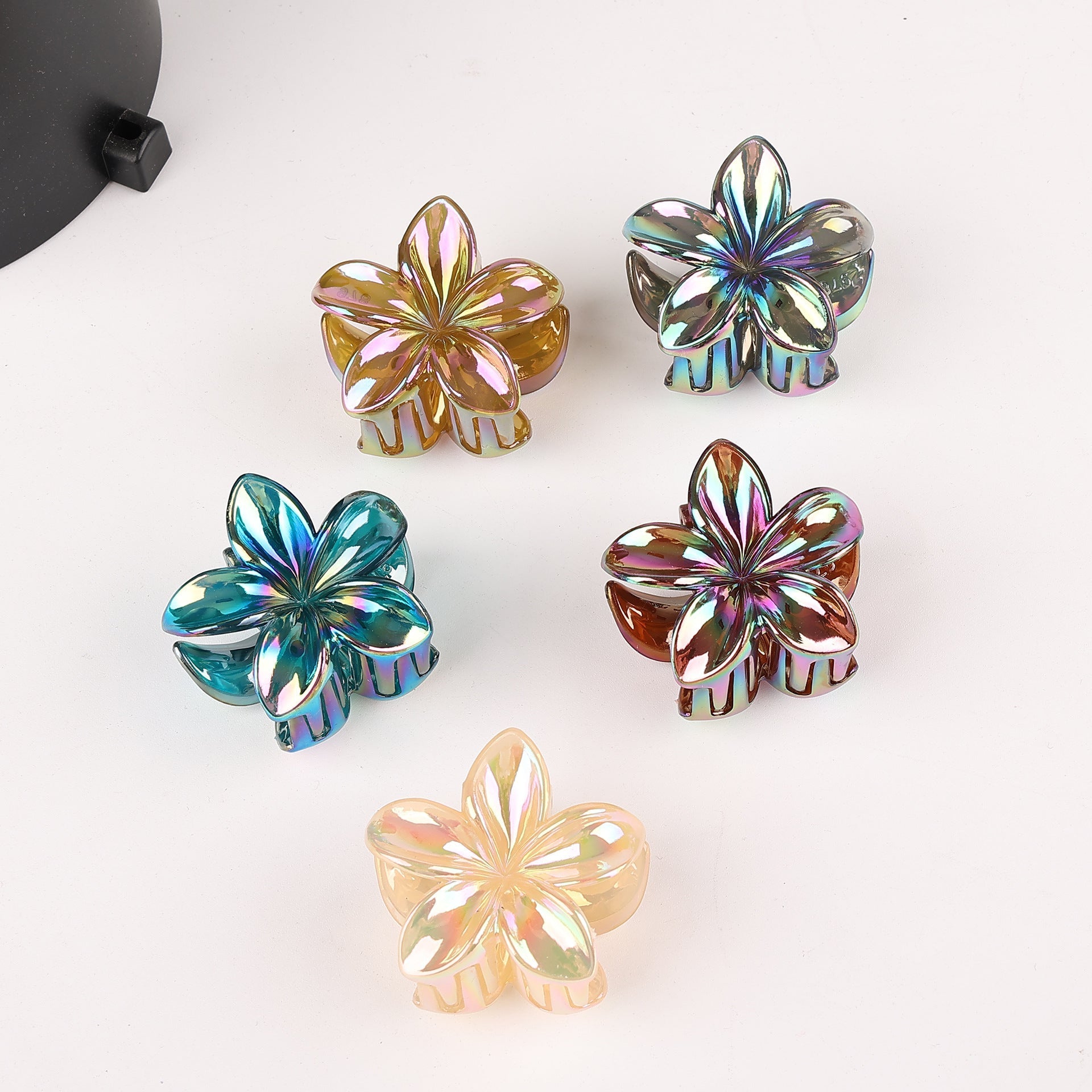 Retro Sweet Hair Claw Clip Women's Side Grip | Luxury Home Accessories | Heulog Glow