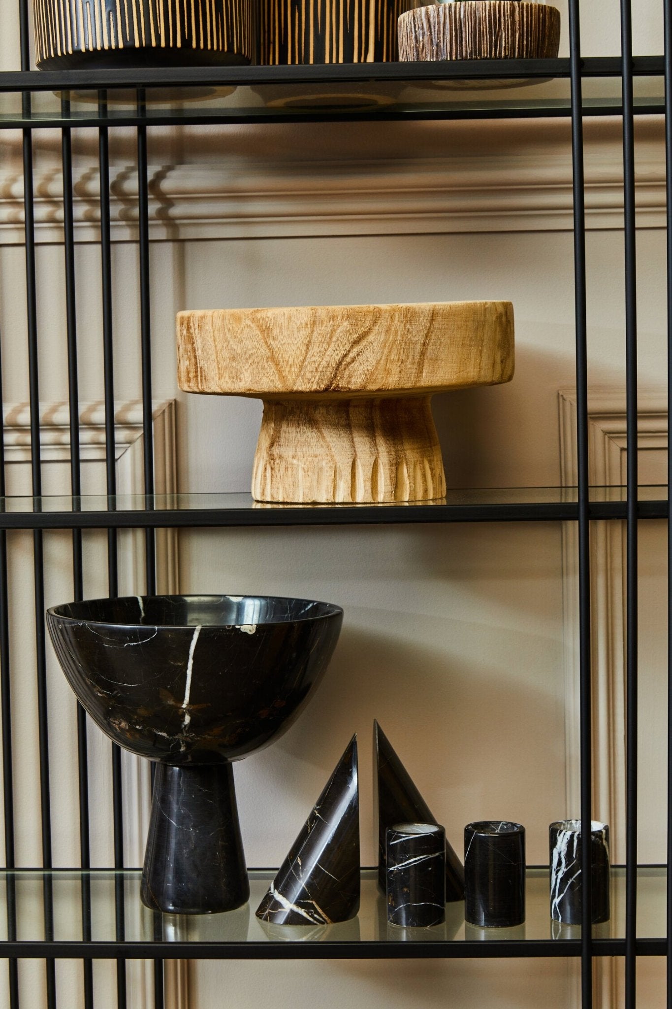Salmo Large Black Marble Pedestal Bowl | Luxury Home Accessories | Heulog Glow