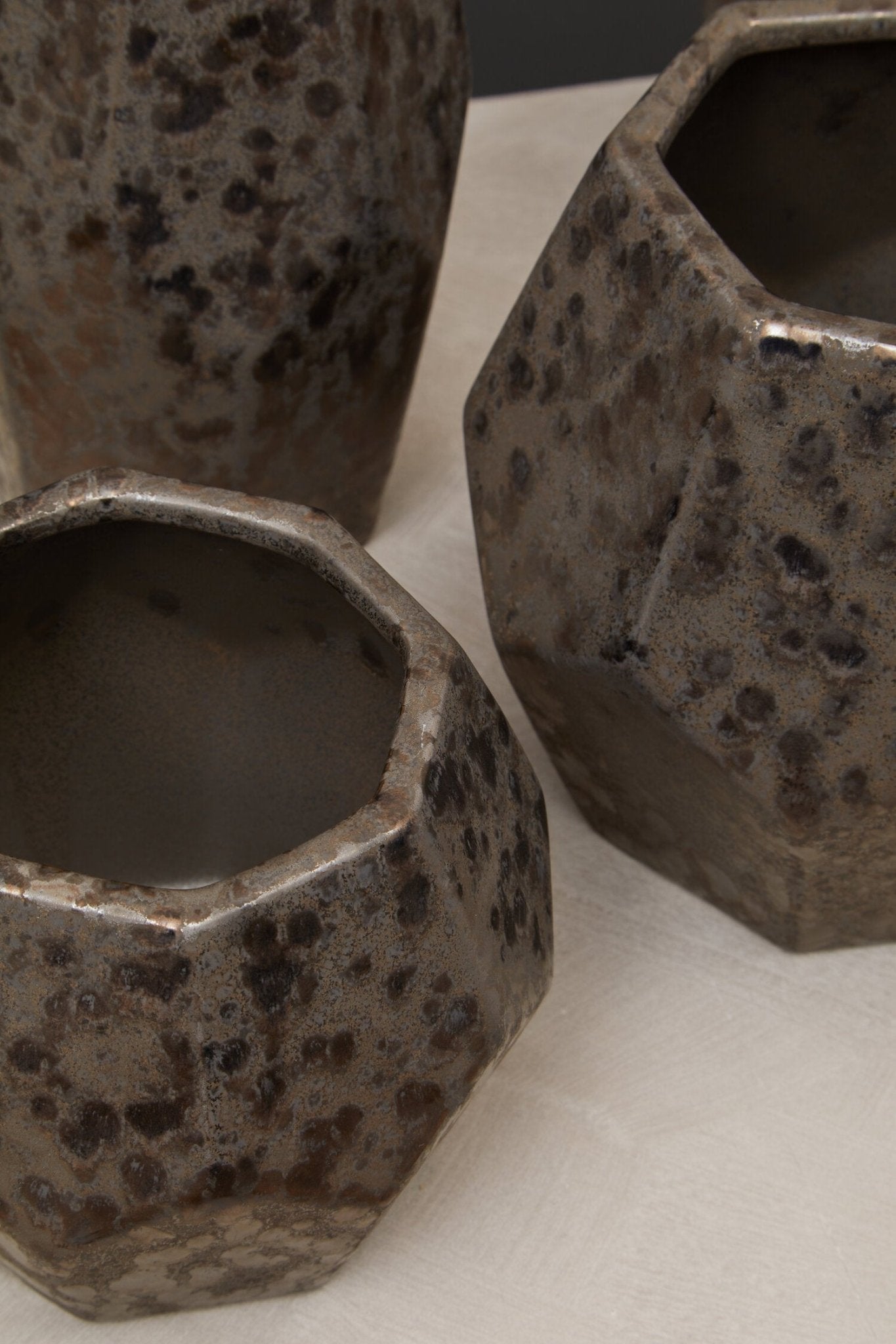Salvo Large Ceramic Planter | Luxury Home Accessories | Heulog Glow