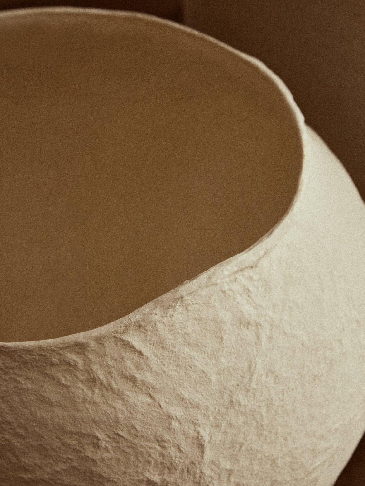 Sanai Cotton Mache Large Beige Planter | Luxury Home Accessories | Heulog Glow