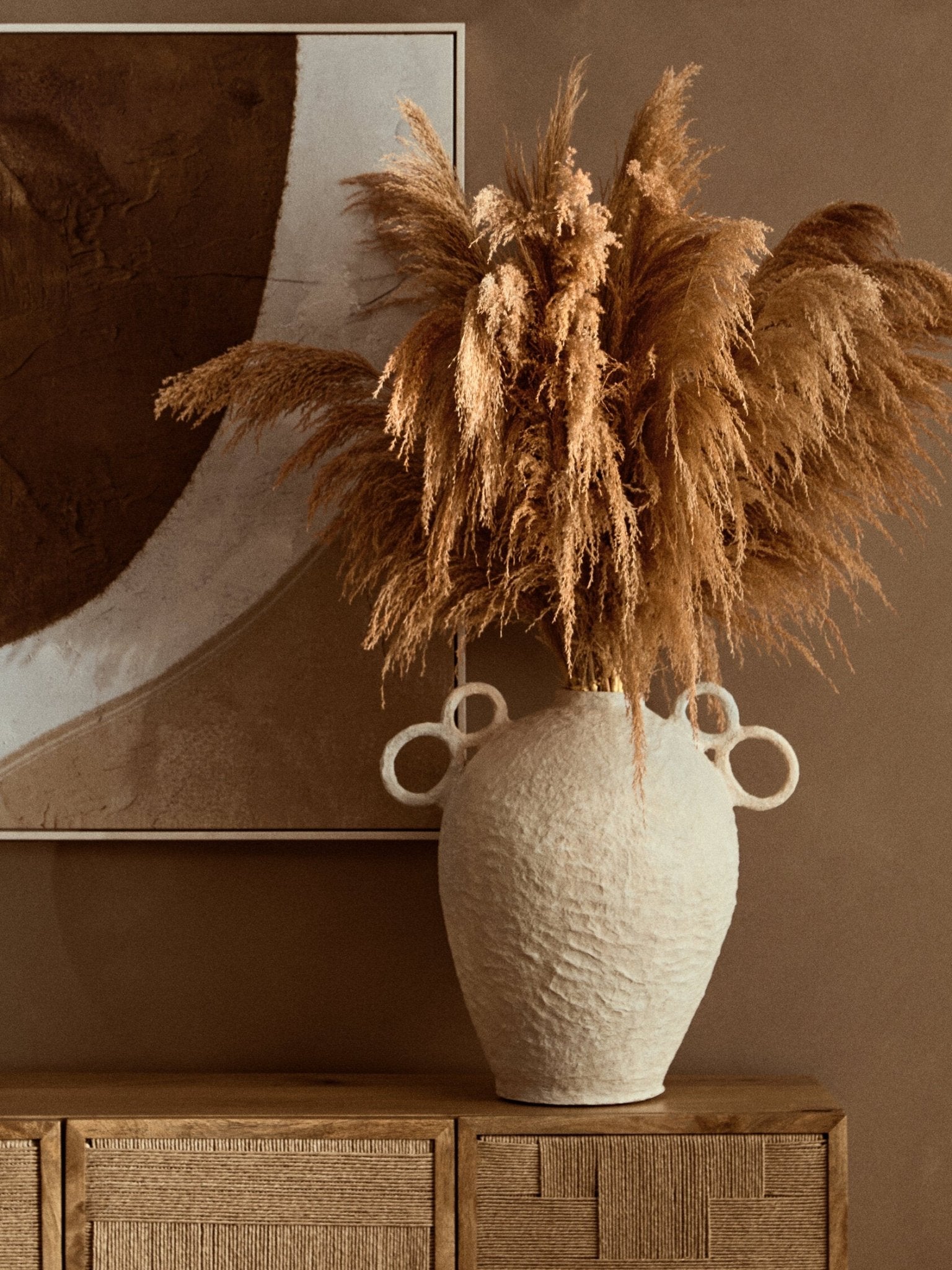 Sanai Cotton Mache Large Vase With Decorative Handles | Luxury Home Accessories | Heulog Glow