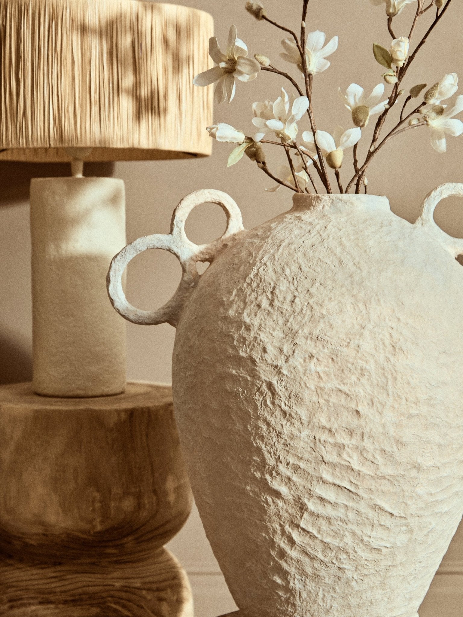 Sanai Cotton Mache Large Vase With Decorative Handles | Luxury Home Accessories | Heulog Glow