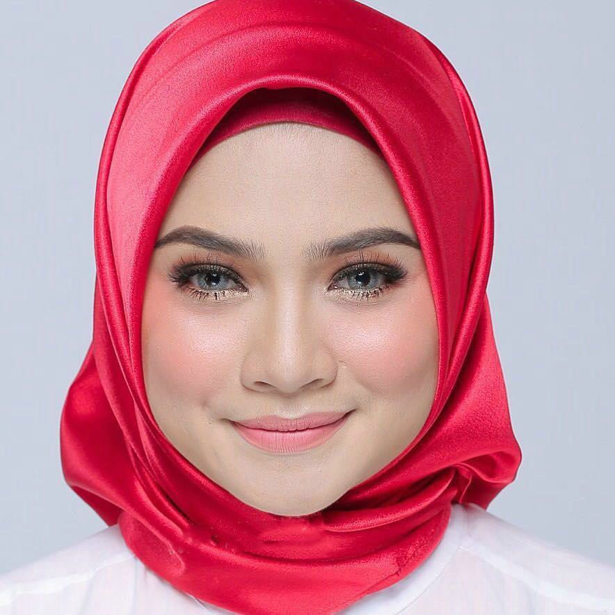 Satin Imitation Silk Scarf Shawl Ladies Headscarf | Luxury Home Accessories | Heulog Glow