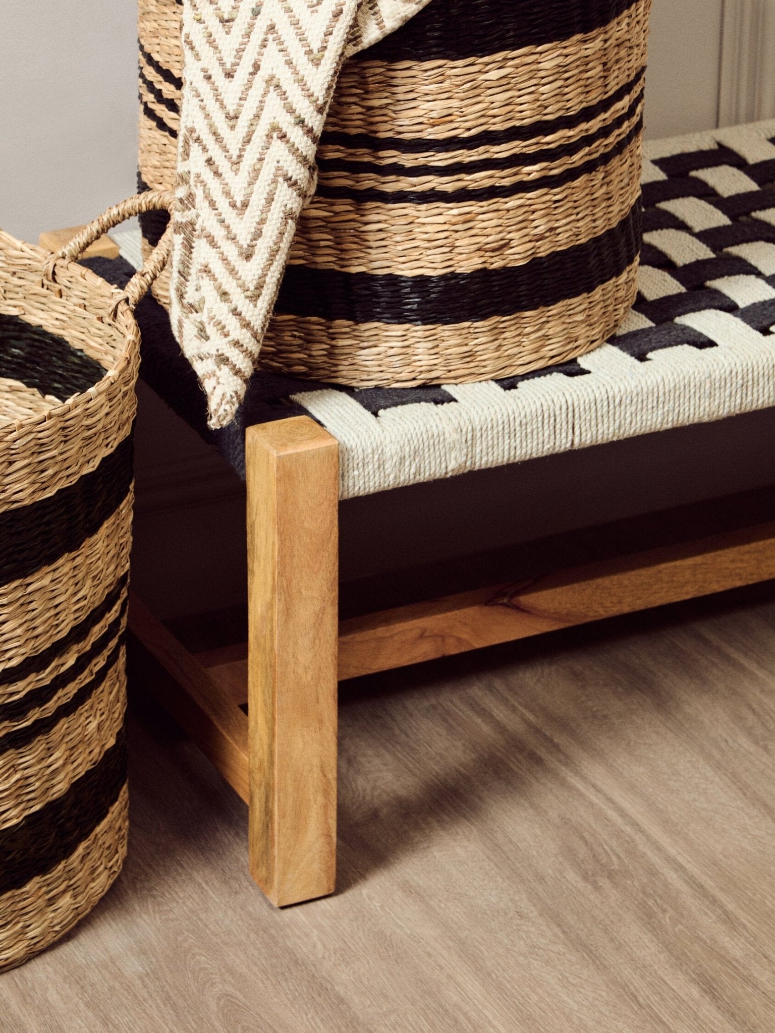 Satna Black And White Jute Bench | Luxury Home Accessories | Heulog Glow