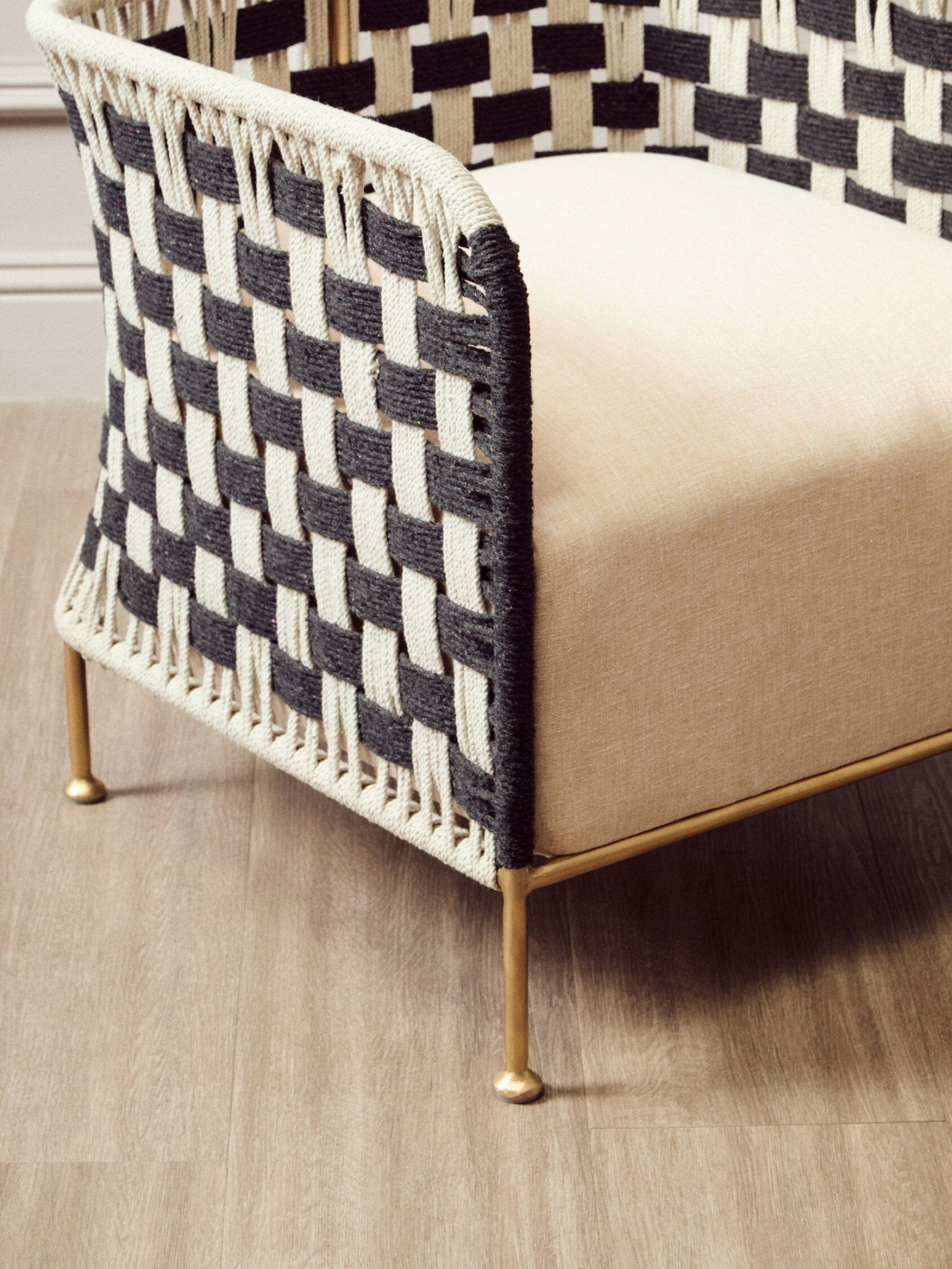 Satna Black And White Jute Chair | Luxury Home Accessories | Heulog Glow