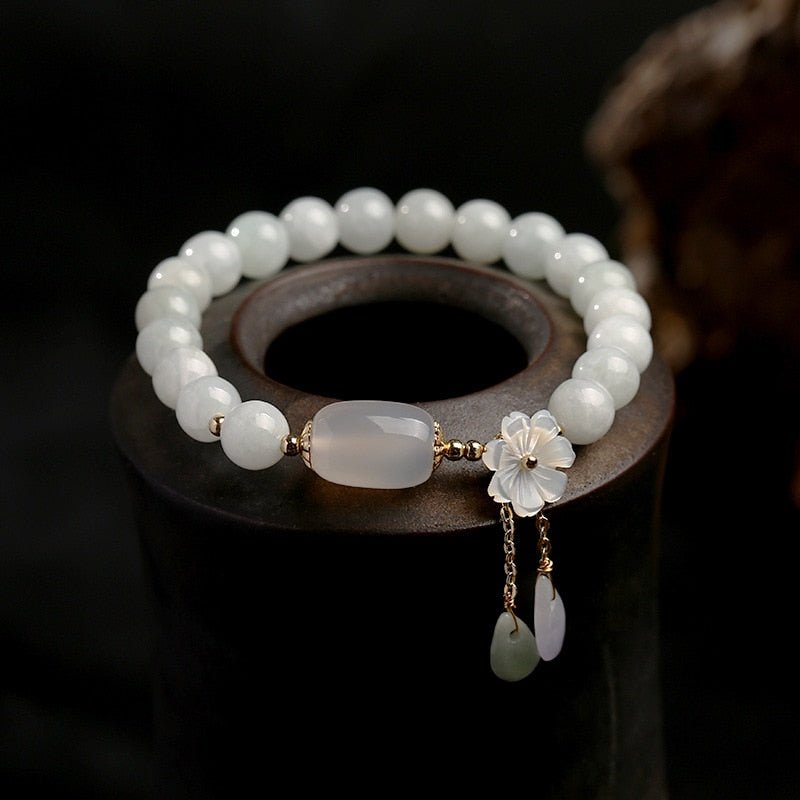 Shell flower jade water drop bracelet | Luxury Home Accessories | Heulog Glow