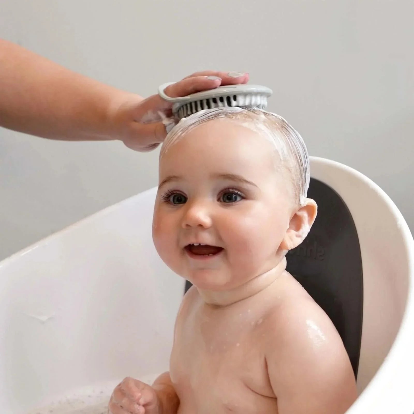 Shnuggle Baby Bath Brush Grey | Luxury Home Accessories | Heulog Glow