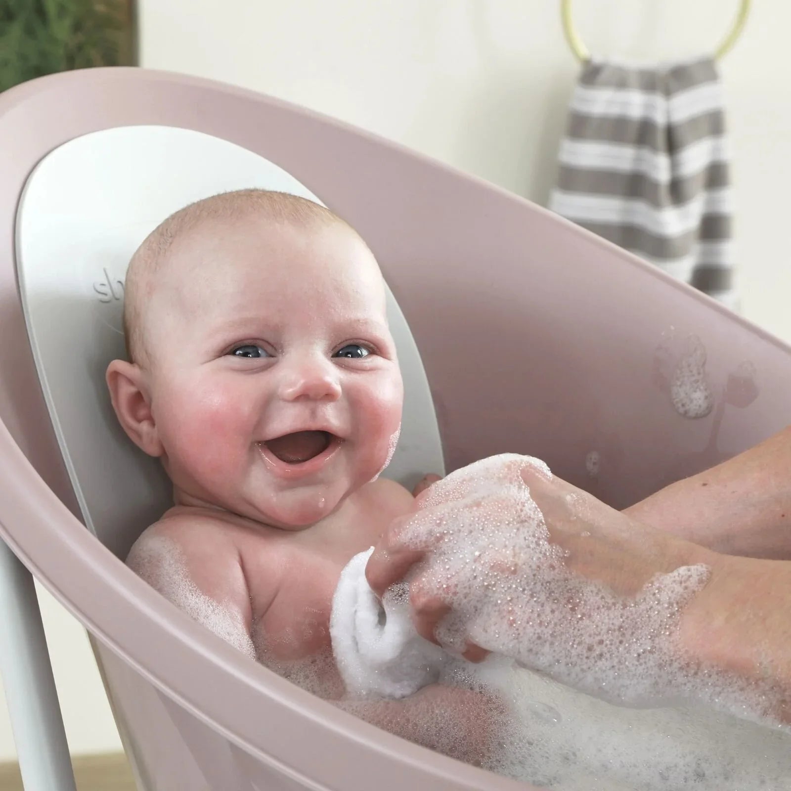 Shnuggle Newborn Baby Bath with Plug - Taupe | Luxury Home Accessories | Heulog Glow