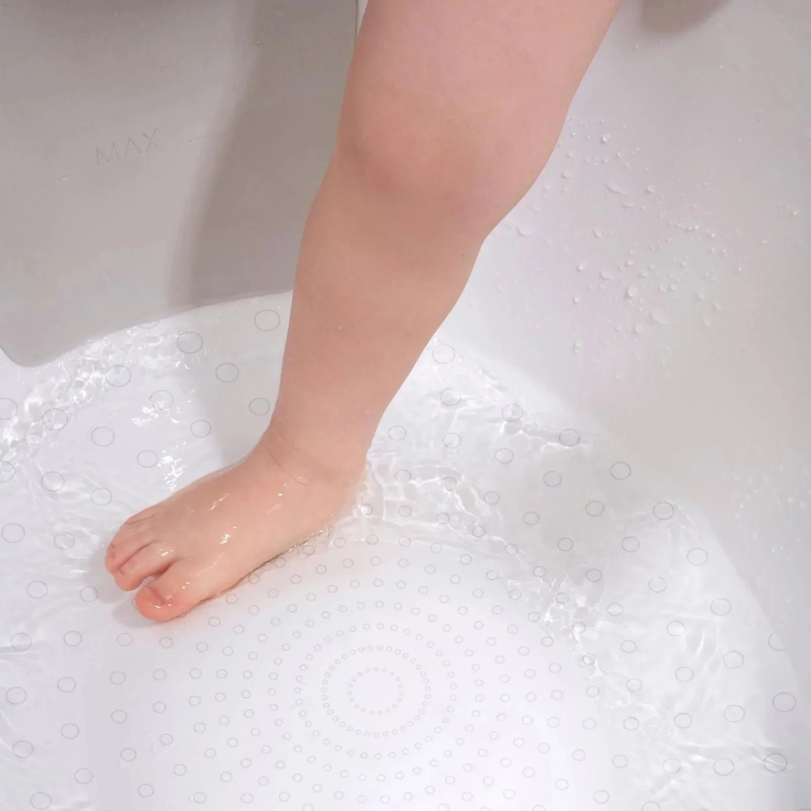 Shnuggle Toddler Bath Tub - Taupe | Luxury Home Accessories | Heulog Glow