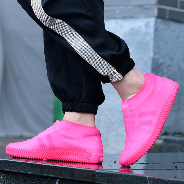 Silicone Shoe Cover Waterproof Rainproof Anti-slip Sleeve | Luxury Home Accessories | Heulog Glow
