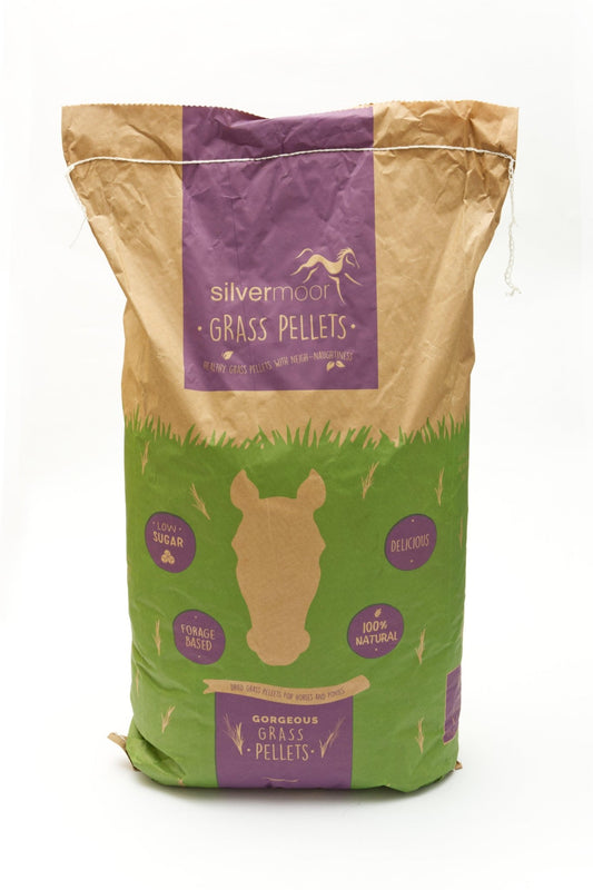 Silvermoor Grass Pellets | Luxury Home Accessories | Heulog Glow