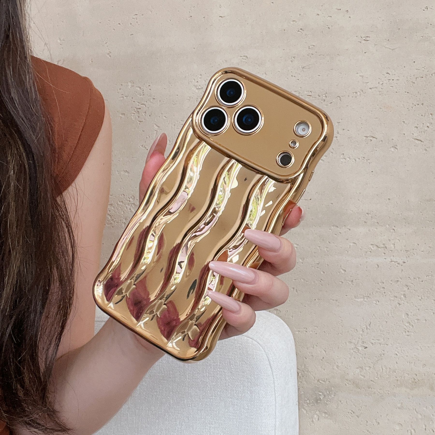 Solid Color Plating Advanced Sense Stripe Phone Case | Luxury Home Accessories | Heulog Glow