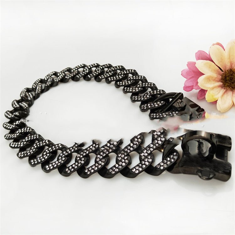 Stainless Steel Casting Sub-Black And White Diamond Dog Necklace Dog Necklace | Luxury Home Accessories | Heulog Glow