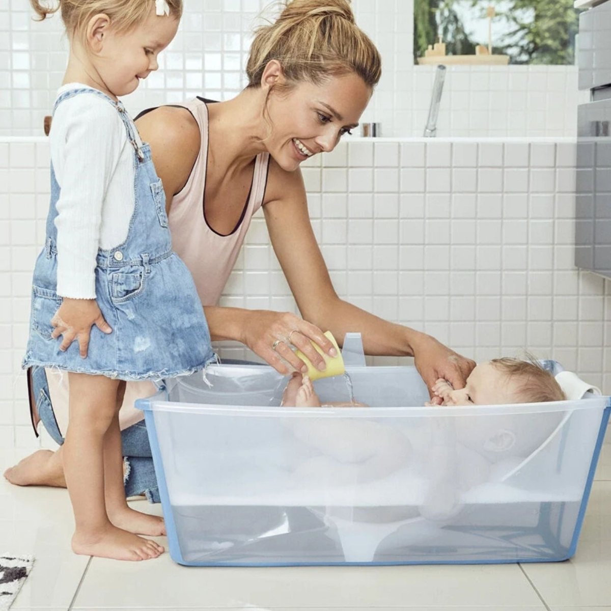Stokke Flexi Bath Baby Bath & Flexi Bath Newborn Support Bundle - Ocean Blue | Luxury Home Accessories | Heulog Glow