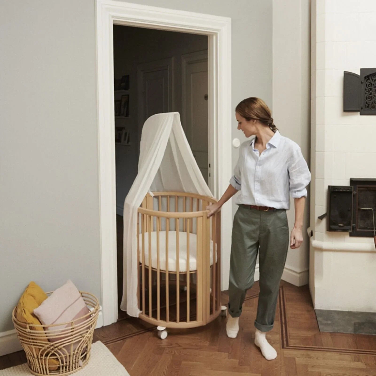 Stokke Sleepi Mini Bed - Natural | Luxury Home Accessories | Heulog Glow