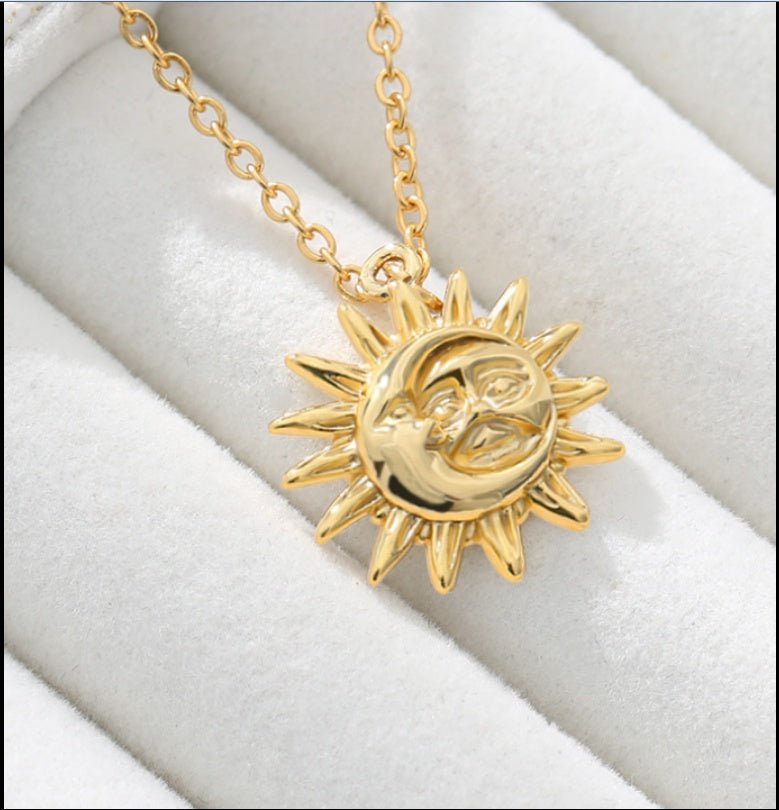 Sun Pendant Necklace Women Gold Plated 18K | Luxury Home Accessories | Heulog Glow