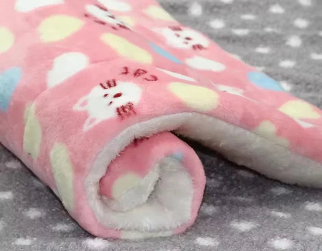 Super Soft Cushion Bed Blanket | Luxury Home Accessories | Heulog Glow