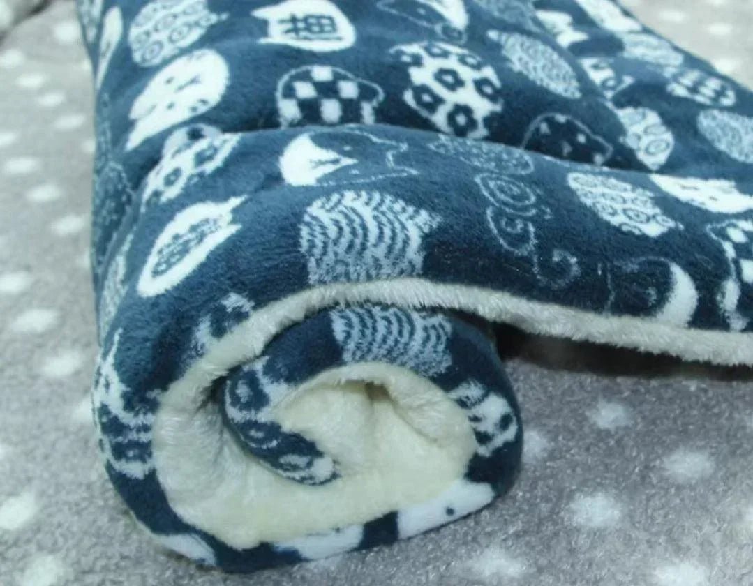 Super Soft Cushion Bed Blanket | Luxury Home Accessories | Heulog Glow