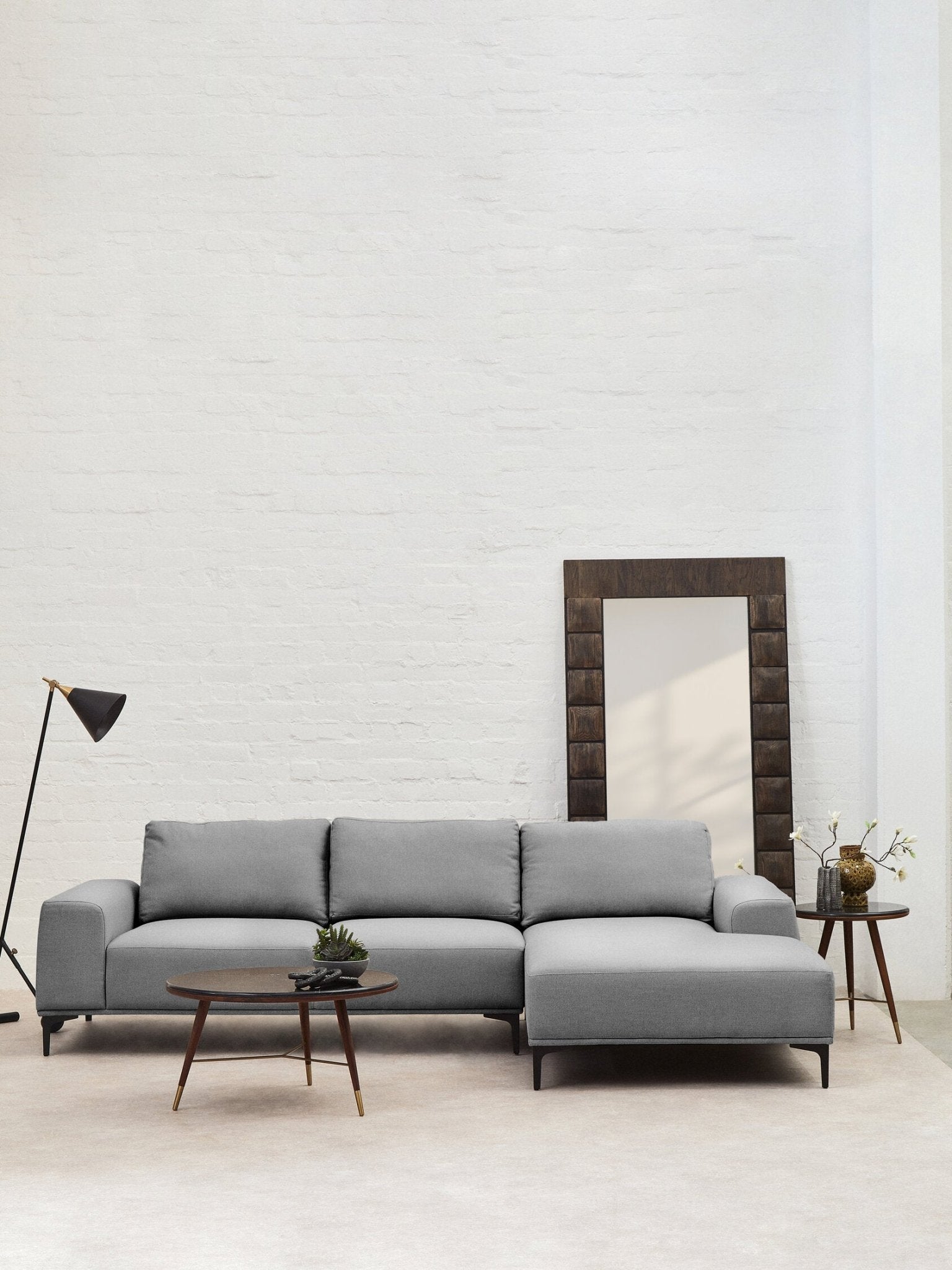 Toulon 3 Seat Grey Fabric Right Chaise Sofa | Luxury Home Accessories | Heulog Glow