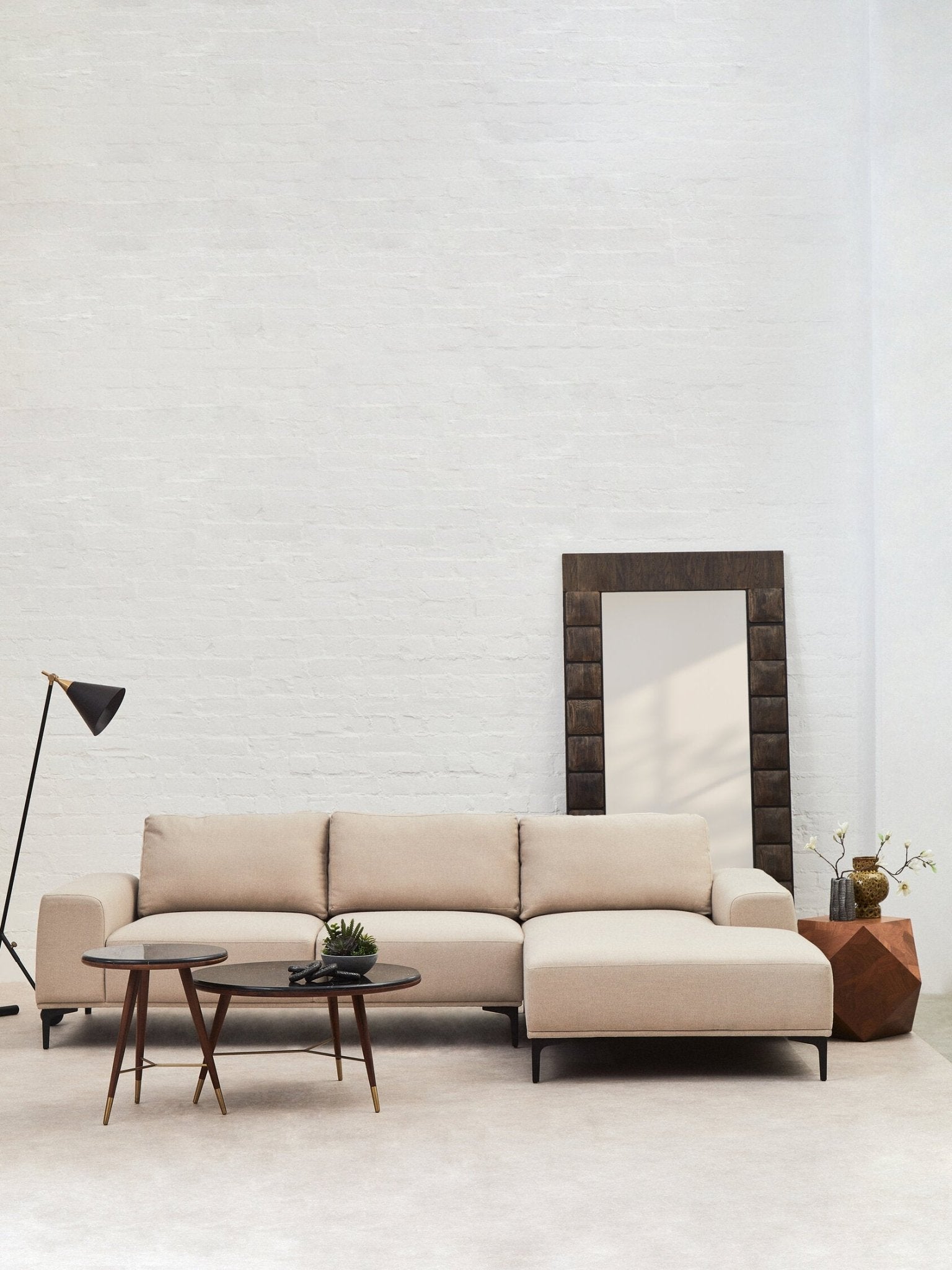 Toulon 3 Seat Natural Fabric Right Chaise Sofa | Luxury Home Accessories | Heulog Glow