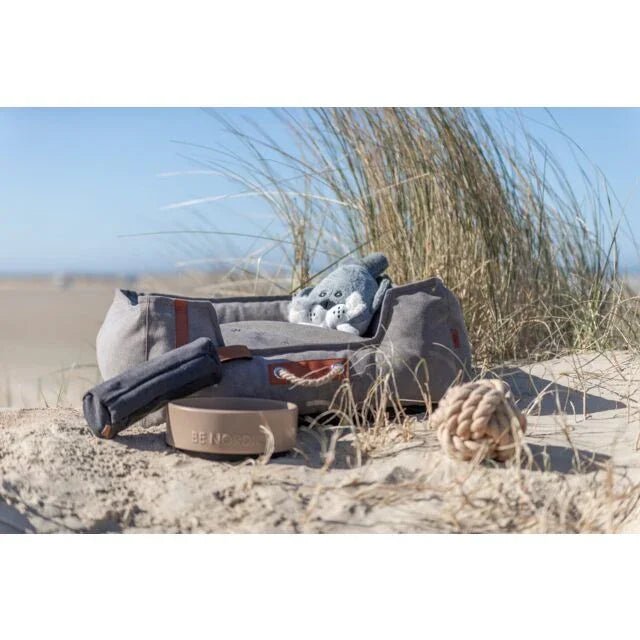 Trixie BE NORDIC Feed Dummy | Luxury Home Accessories | Heulog Glow