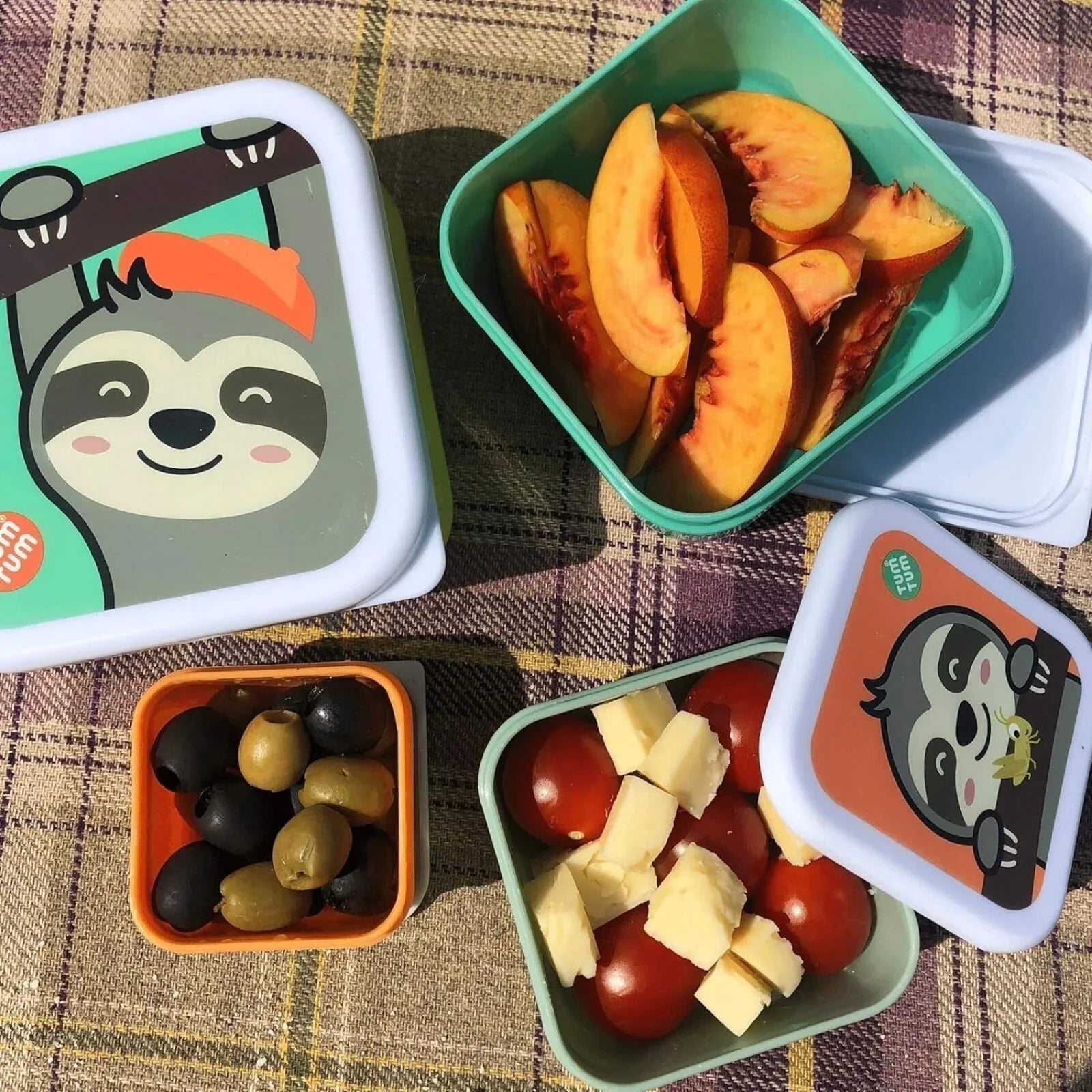 TUM TUM Nesting Snack Pots Pack of 4 - Stanley Sloth | Luxury Home Accessories | Heulog Glow